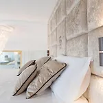 Skyline View Penthouses *