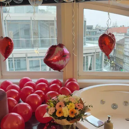 Skyline View Penthouses Daire