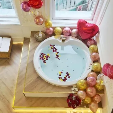 Skyline View Penthouses * 부다페스트