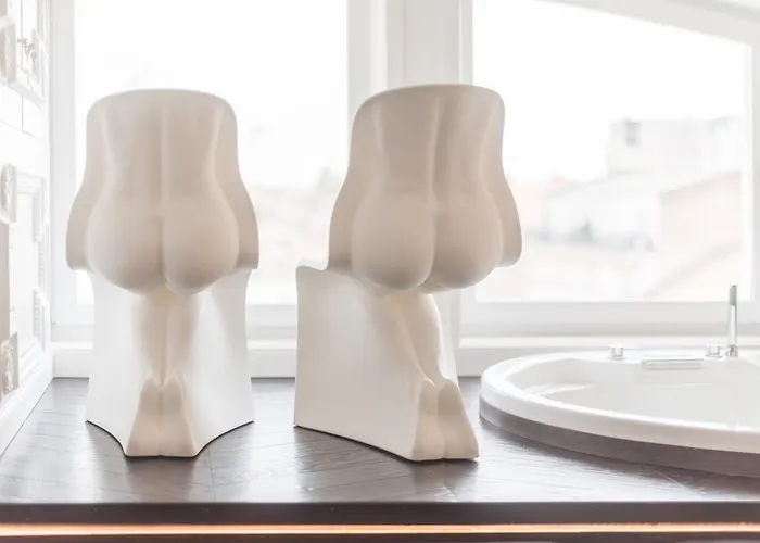 Skyline View Penthouses *