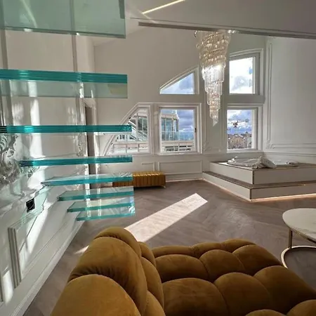 アパート Skyline View Penthouses ブダペスト